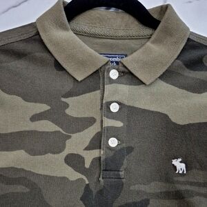 EUC Abercrombie & Fitch Camo Polo Shirt, Army Green Large